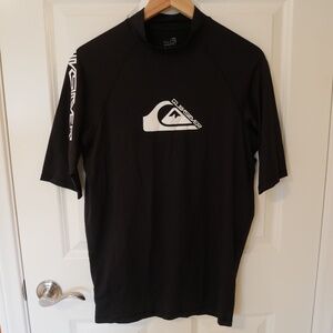 Quiksilver Mens UVtech Short-Sleeve Rash Guard NWOT~